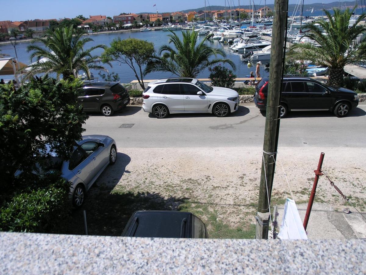 Vala Apartmani Bibinje Exteriör bild