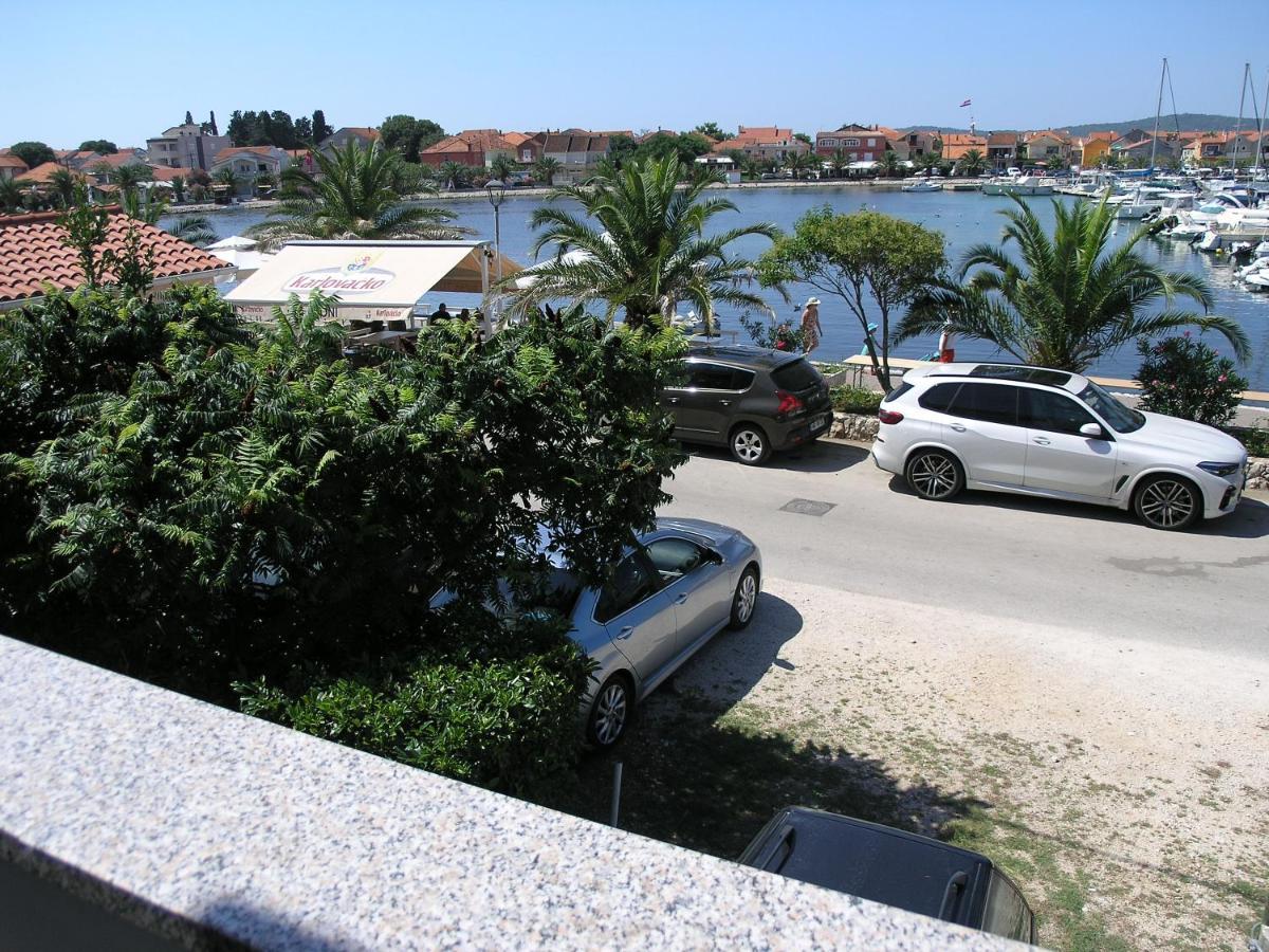Vala Apartmani Bibinje Exteriör bild